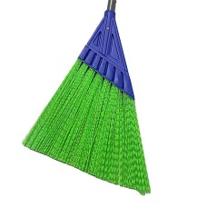 Шүүр иш салдаг